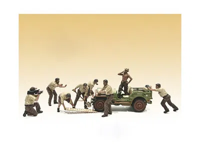 American Diorama 1 To 18 Scale 4 X 4 Mechanic Figure Set For Model Car, 8 Piece