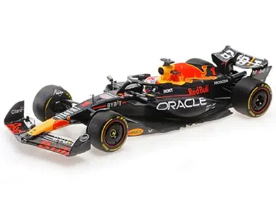 Minichamps Red Bull Racing Rb19 #1 Max Verstappen "oracle" Winner F1 Formula One "italian Gp" (2023) With Drive