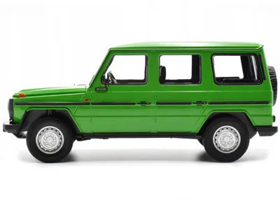 Minichamps 1980 Mercedes-benz G-model (lwb) Green With Black Stripes Limited Edition To 402 Pieces Worldwide 1/