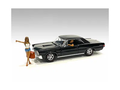 American Diorama Hitchhiker 2 Piece Figurine Set (white Shirt) For 1/24 Scale Models By