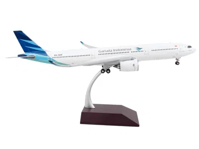 Geminijets Airbus A330-900 Commercial Aircraft "garuda Indonesia" White With Blue Tail "gemini 200" Series 1/20