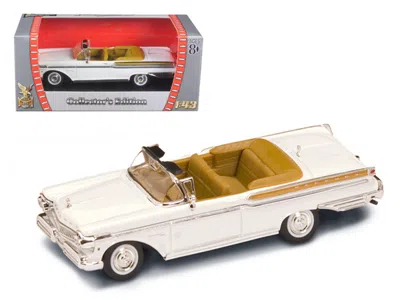Road Signature 1957 Mercury Turnpike Cruiser White 1/43 Diecast Model Car By