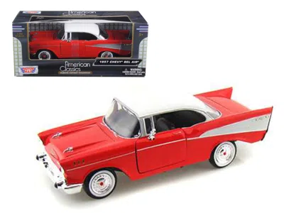 Motormax 1 By 24 1957 Chevrolet Bel Air Diecast Model Car, Red