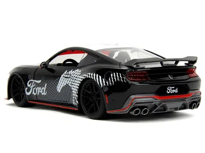 Jada 2024 Ford Mustang Dark Horse Black With White Top And "mustang Horse Graphics" "bigtime Muscle" Seri