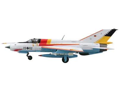 Hobby Master Mikoyan-gurevich Mig-21sps "the White Shark" Fighter Aircraft "22+02 Jg-1 Drewitz Air Base Germany"