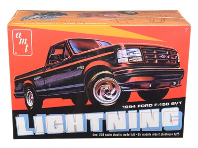 Amt Skill 2 Model Kit 1994 Ford F-150 Svt Lightning Pickup Truck 1/25 Scale Model By