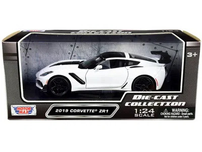 Motormax 1-24 Scale 2019 Chevrolet Corvette Zr1 White & Black Diecast Model Car