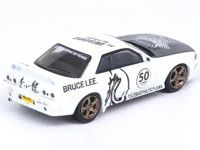 Inno Models Nissan Skyline Gt-r (r32) Rhd (right Hand Drive) White With Black Hood "bruce Lee Legacy 50 Year Ann