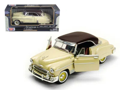 Motormax 1950 Chevrolet Bel Air Cream 1-24 Diecast Model Car