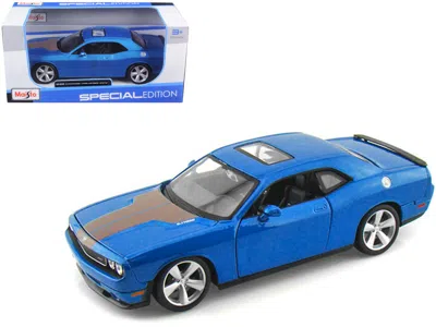 Maisto 2008 Dodge Challenger Srt8 Blue Metallic 1/24 Diecast Model Car By