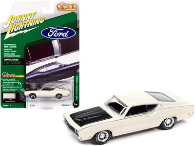 Johnny Lightning 1969 Ford Torino Talladega Wimbledon White With Matt Black Hood "classic Gold Collection" Series Lim