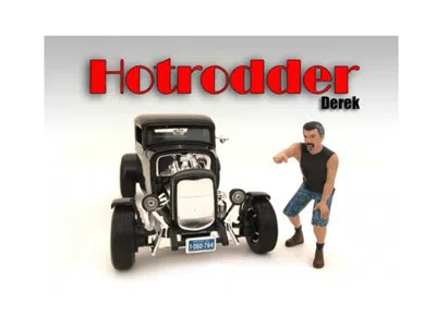 American Diorama Hotrodders Robert Figure For 1-18 Scale Models