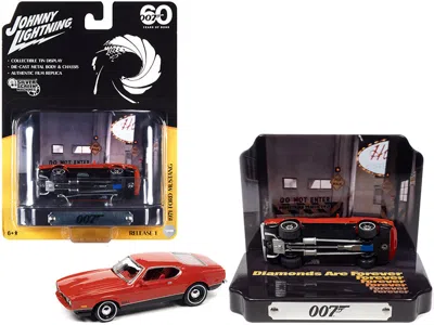 Johnny Lightning 1971 Ford Mustang Mach 1 Red With Collectible Tin Display "007" (james Bond) "diamonds Are Forever"