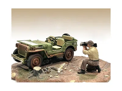American Diorama 4x4 Mechanic Figure 3 For 1/18 Scale Models By