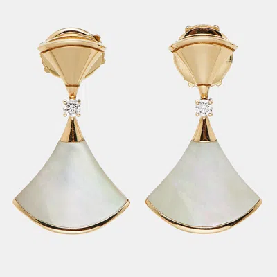 Bvlgari Divas' Dream Mother Of Pearl Diamonds 18k Yellow Gold Earrings In Yellow