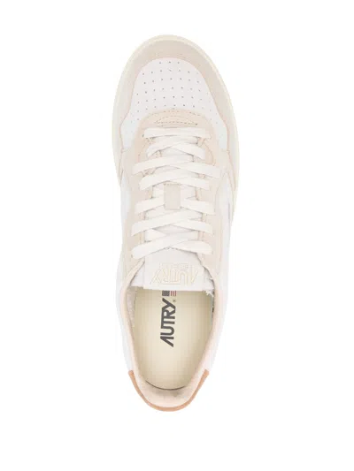 Autry Medalist Low Tric Suede Snd Cigar Sneakers