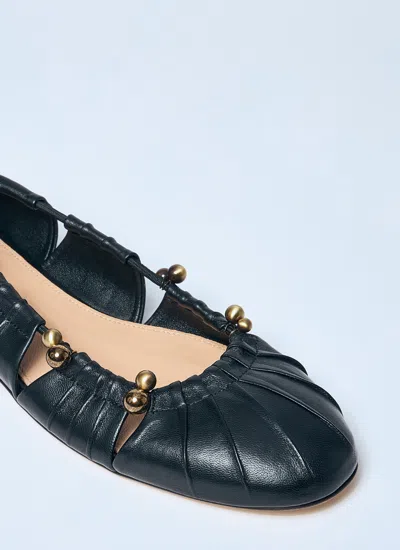 Chloé Luna Ballerinas With Gold-tone Accents And Pleated Design In Black
