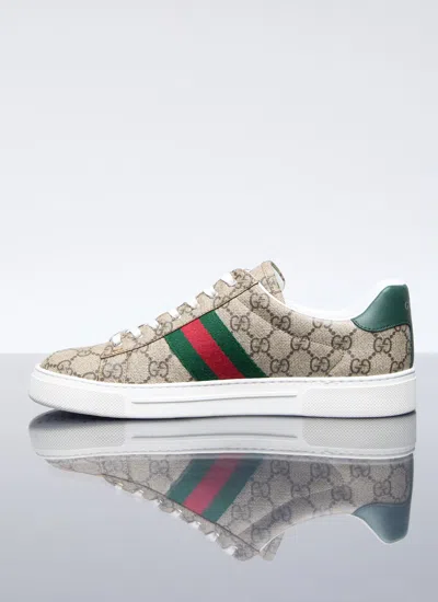 Gucci Ace Gg Supreme Bees Sneakers In Cream