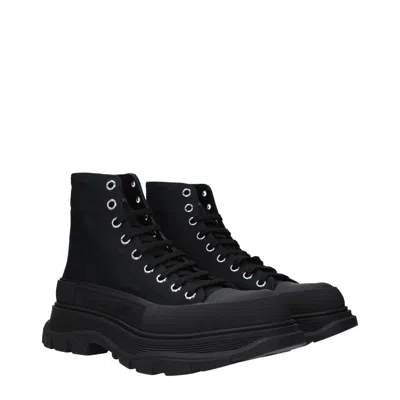 Alexander Mcqueen Tread Slick Boots In Black