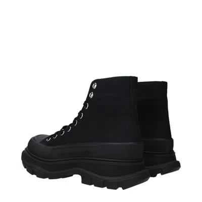 Alexander Mcqueen Tread Slick Boots In Black