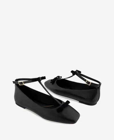 Kenneth Cole Juliet T-strap Flat In Black Leather