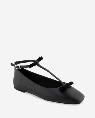 Kenneth Cole Juliet T-strap Flat In Black Leather