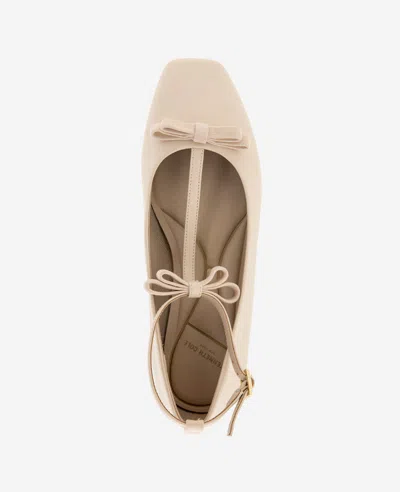Kenneth Cole Juliet Leather Bow T-strap Flat In Sand Leather