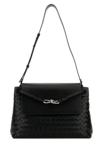 Bottega Veneta Men Black Leather Medium Andiamo Crossbody Bag In Black