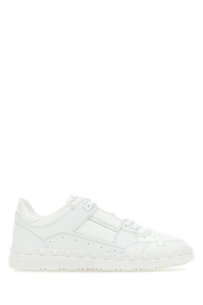 Valentino Leather Freedots Sneakers Studded Detailing In Whitewhitewhite
