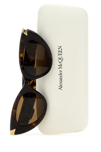 Alexander Mcqueen Cat Eye Rivet Sunglasses