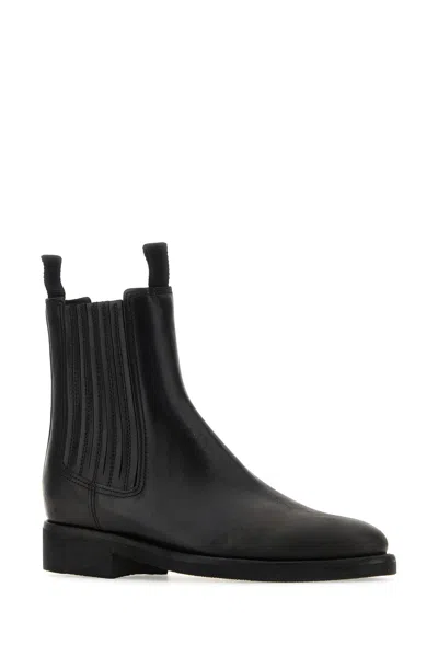 Golden Goose Streamlined Leather Chelsea Ankle Boots