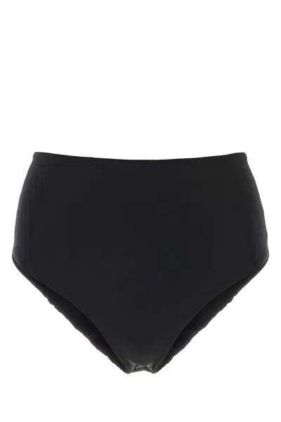 Santa Brands Stretch Slip With High Waist And Seamless Construction