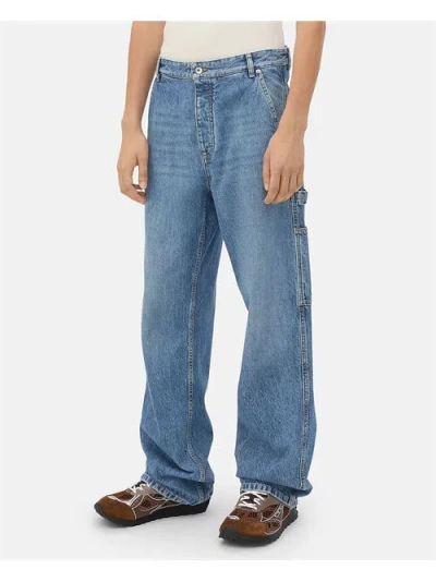 Bottega Veneta Hose Aus Bedrucktem Leder Mit Denim-effekt In Blue