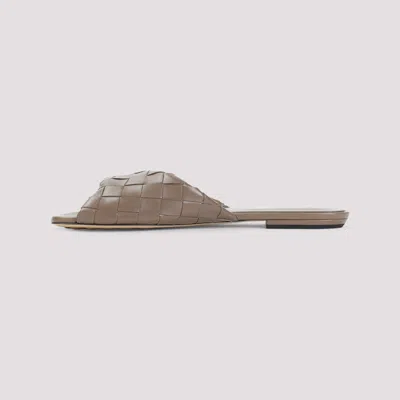 Bottega Veneta Blink Flap Sandals In Brown