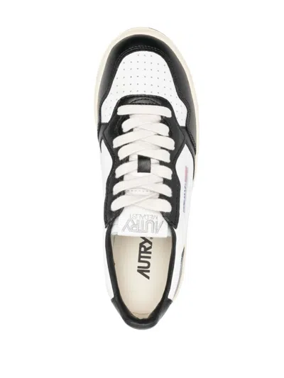 Autry Sneakers In Black