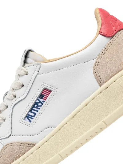 Autry Medalist Low Sneaker In White
