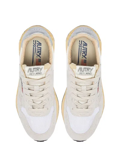 Autry Reelwind Sneakers In Gray And White With Suede