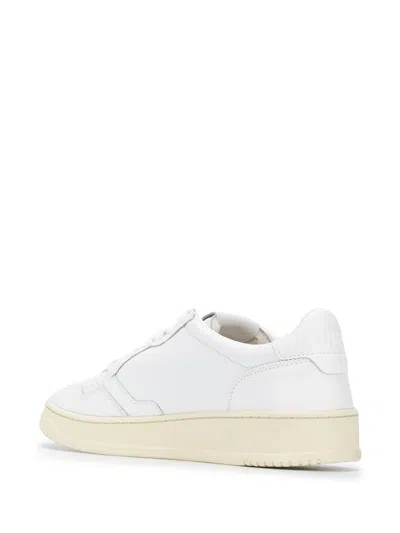 Autry Medalist Low White Sneakers With Suede Inserts And Tonal Heel Tab In Leather Man