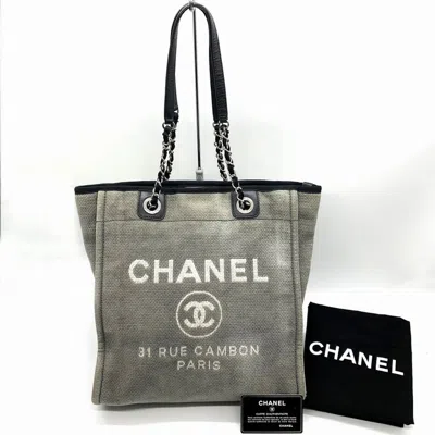 Pre-owned Chanel Gray Canvas Shoulder Bag Tote Bag ()
