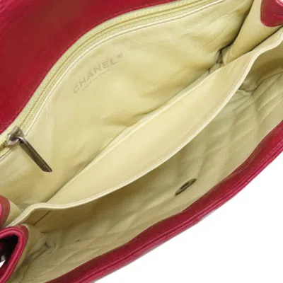 Pre-owned Chanel Red Color Leather Shoulder Bag ()