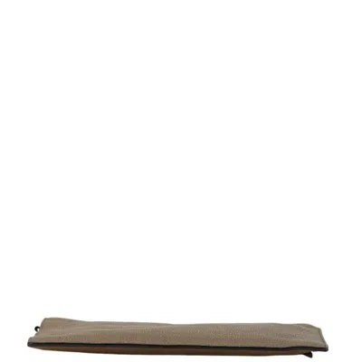 Pre-owned Fendi Grayish Leather Clutch Bag ()