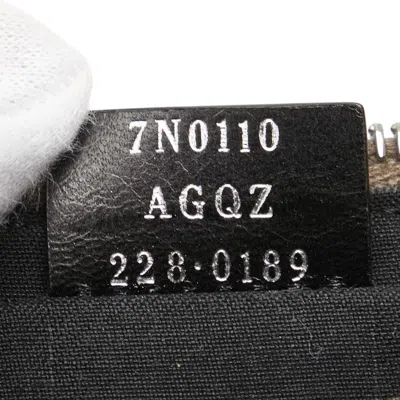 Pre-owned Fendi Grayish Leather Clutch Bag ()