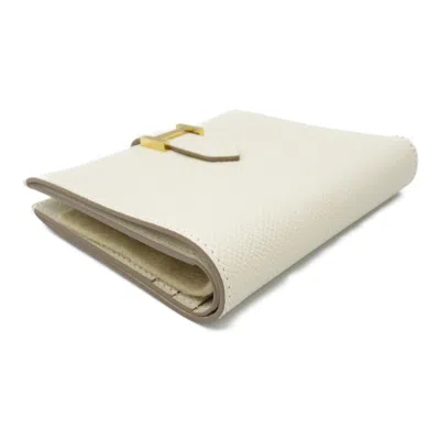 Pre-owned Hermes Ivory Leather Wallet (bi-fold) ()
