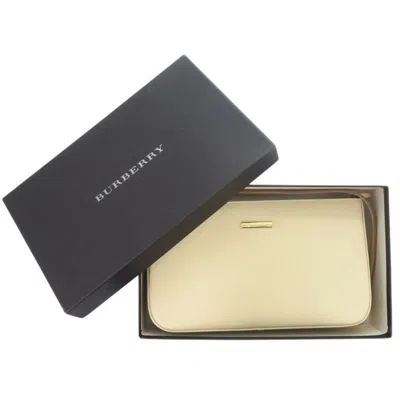 Pre-owned Burberry Ivory Leather Shoulder Bag ()