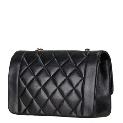 Pre-owned Chanel Black Leather Shoulder Bag ()