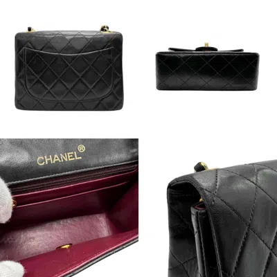 Pre-owned Chanel Navy Leather Shoulder Bag ()