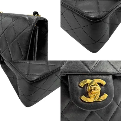 Pre-owned Chanel Navy Leather Shoulder Bag ()