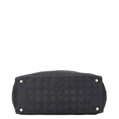 Pre-owned Chanel New Travel Line Black Nylon Leather Tote Bag ()