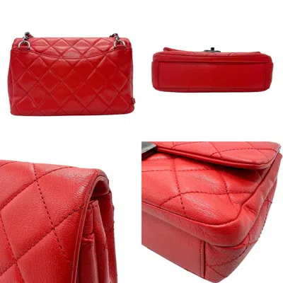 Pre-owned Chanel Red Color Leather Shoulder Bag ()