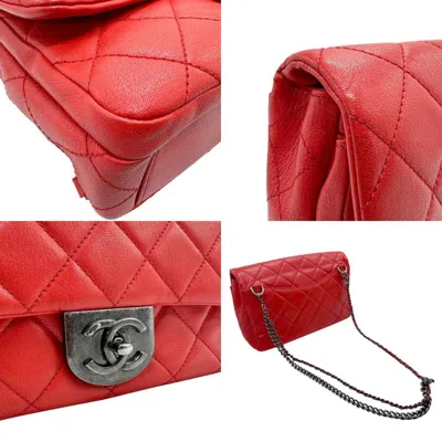 Pre-owned Chanel Red Color Leather Shoulder Bag ()